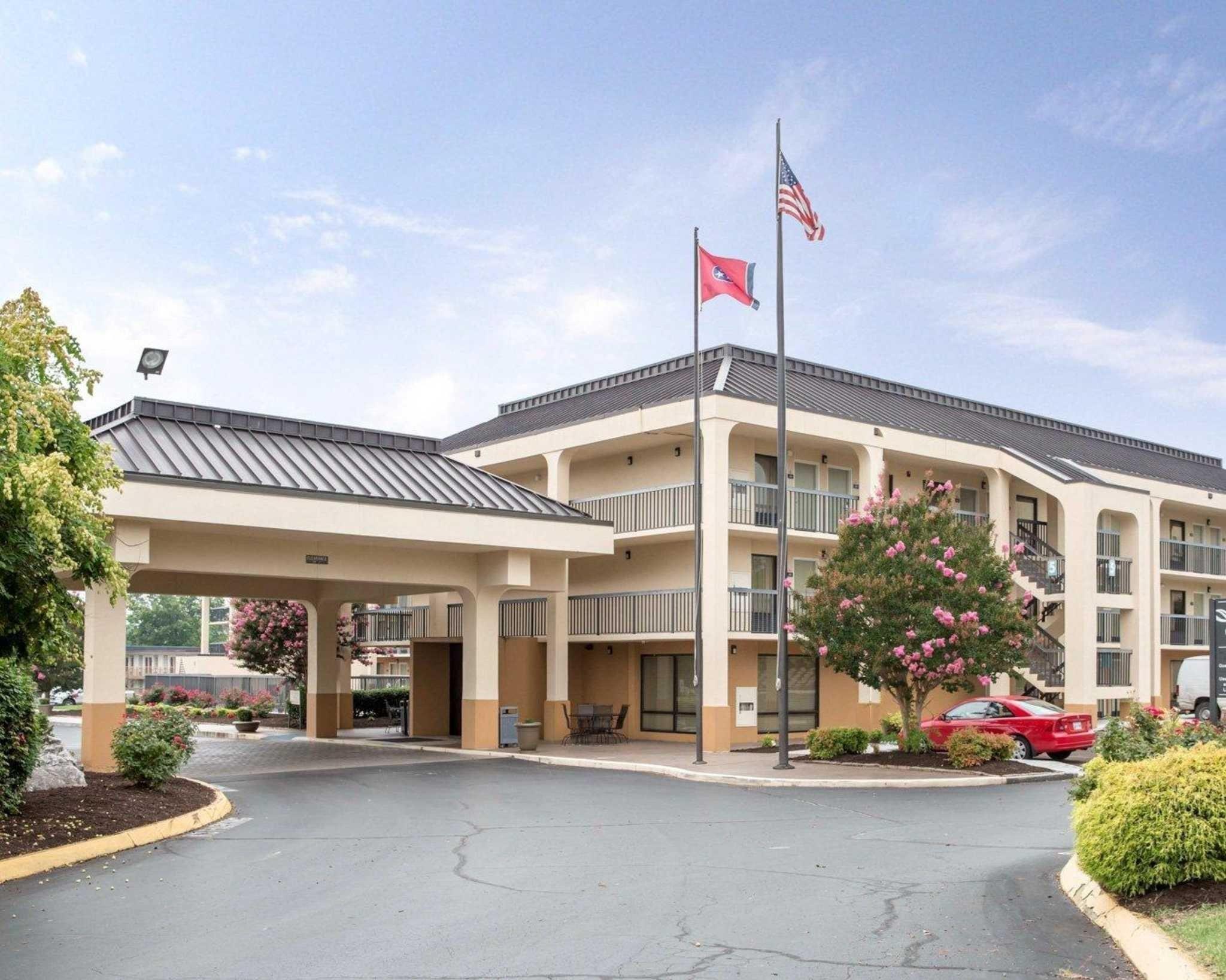 Where to Stay in Knoxville: 5 Best 2-Star Hotels