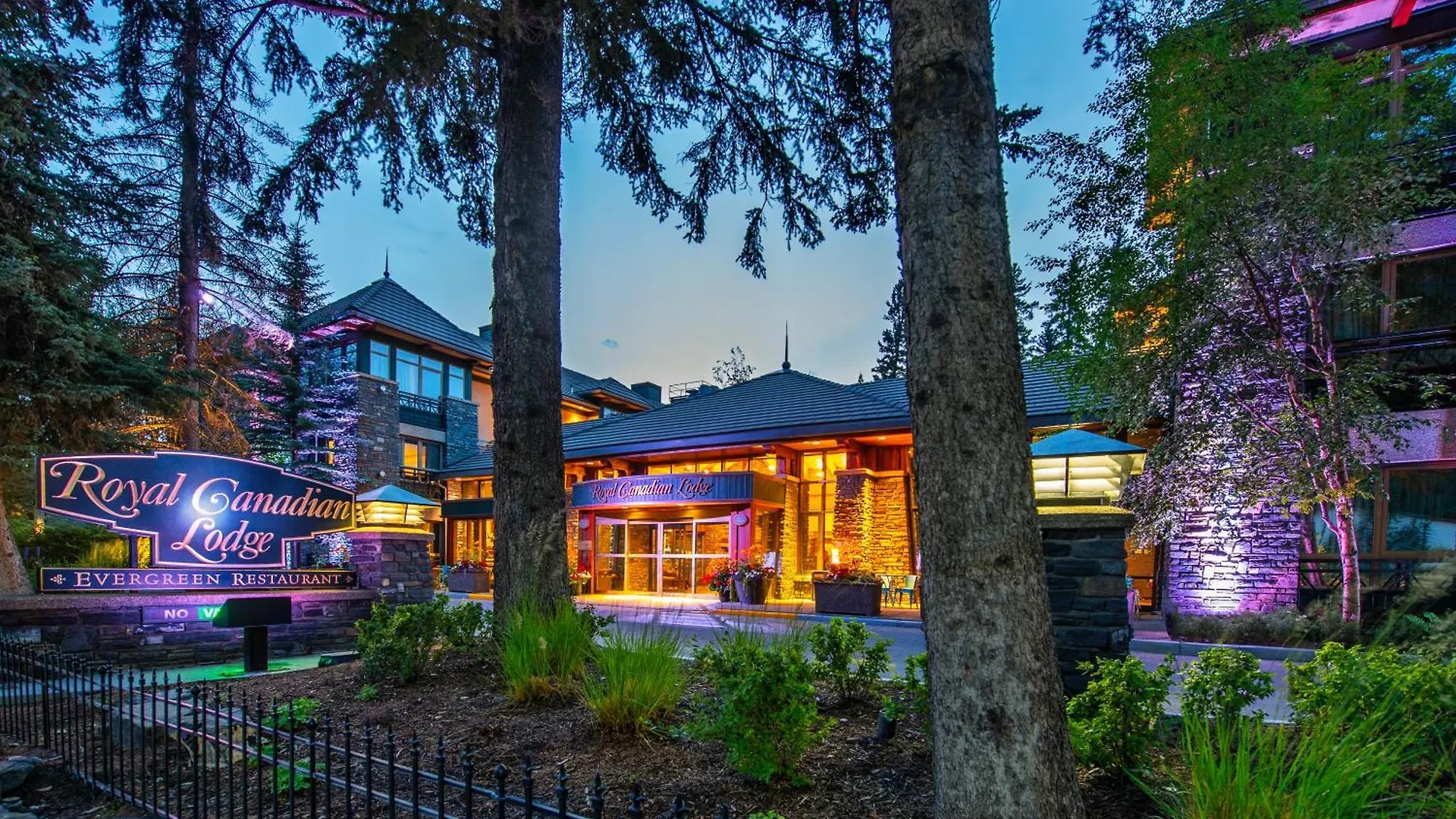 Staying Near Banff Avenue: 3 Central Hotels Compared