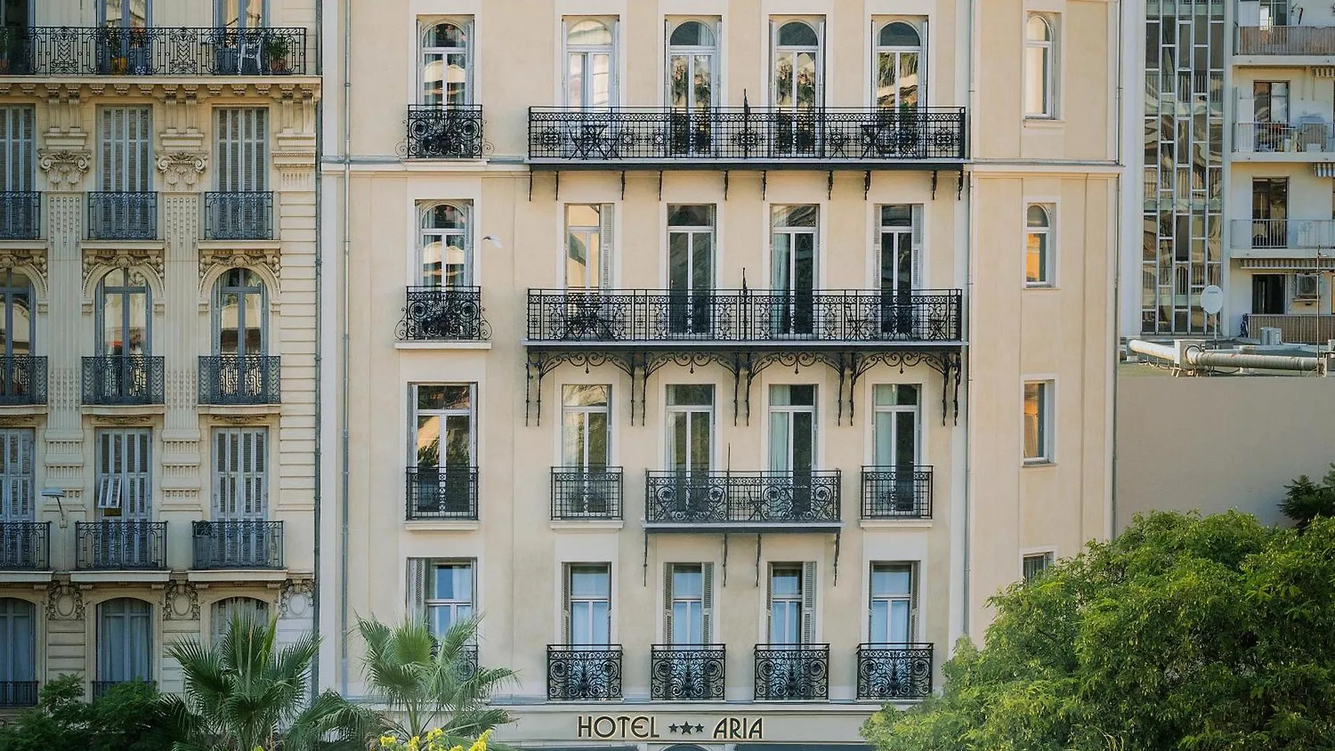 Staying In Nice City Centre: 6 Three-Star Hotels Compared