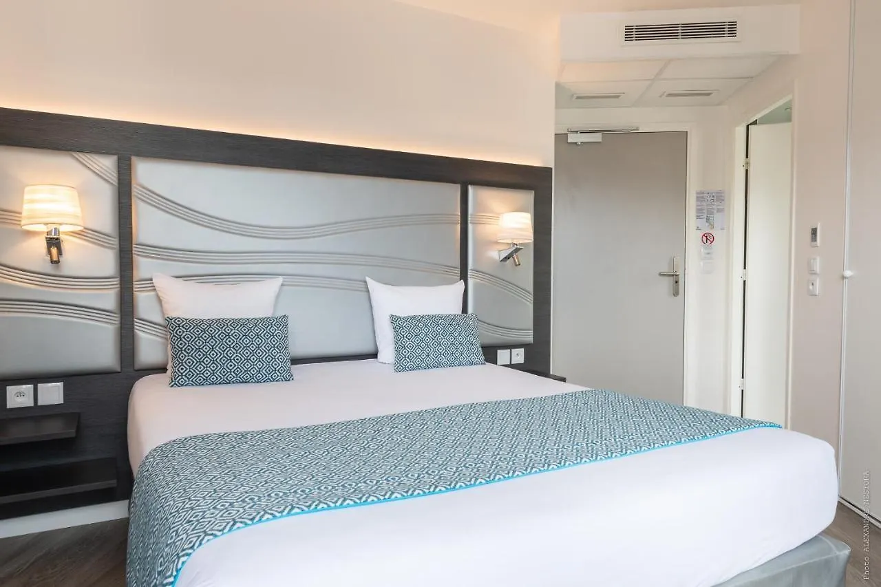 5 Golf Hotels Near Parc des Princes Worth Booking