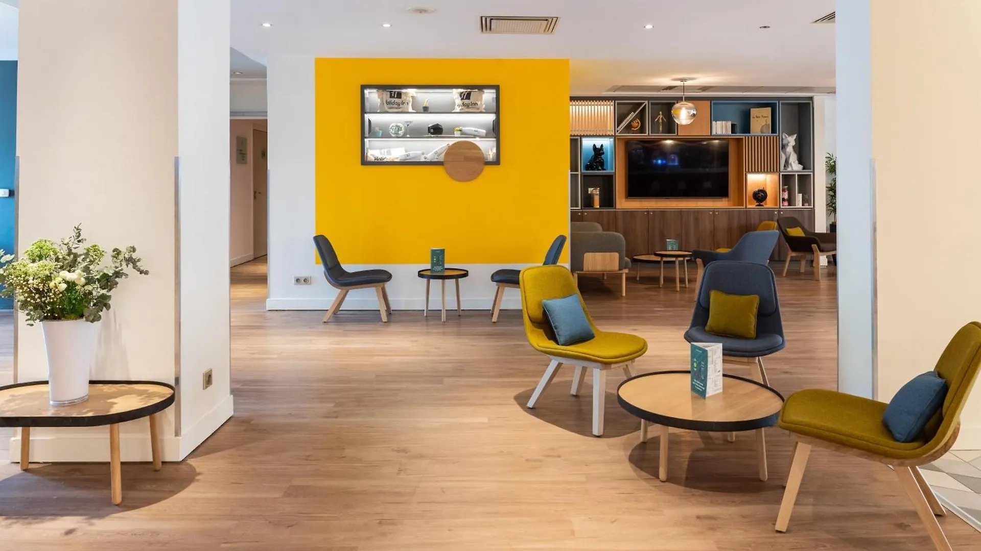 Best 6 Family-Friendly Hotels Near Gadagne Museum for Easy Access