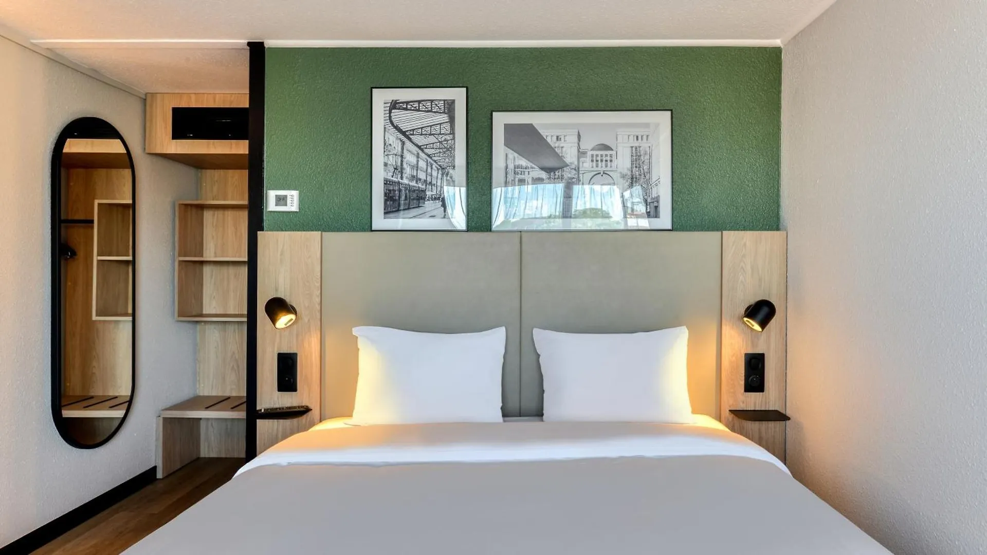 10 Airport Hotels Near Musée Saraleguinea for Stress-Free Stays