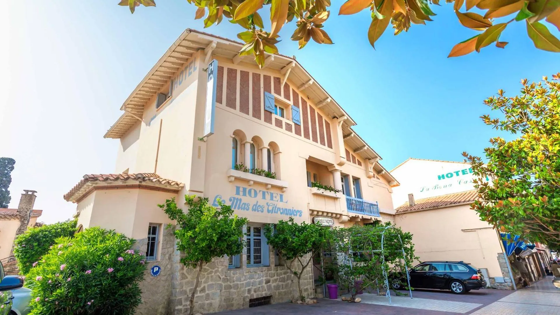 Where to Stay Near Mas-Larrieu: 5 Romantic Hotels Ranked