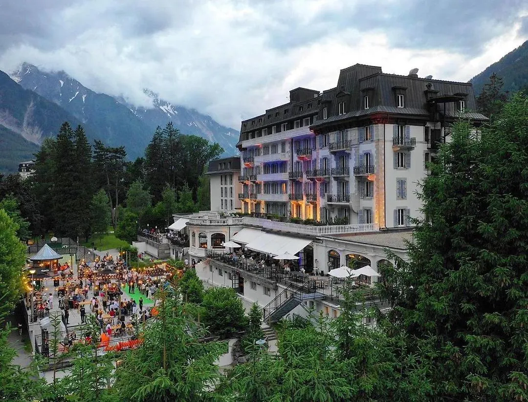4 Resort Hotels Near Chamonix Golf That Deliver