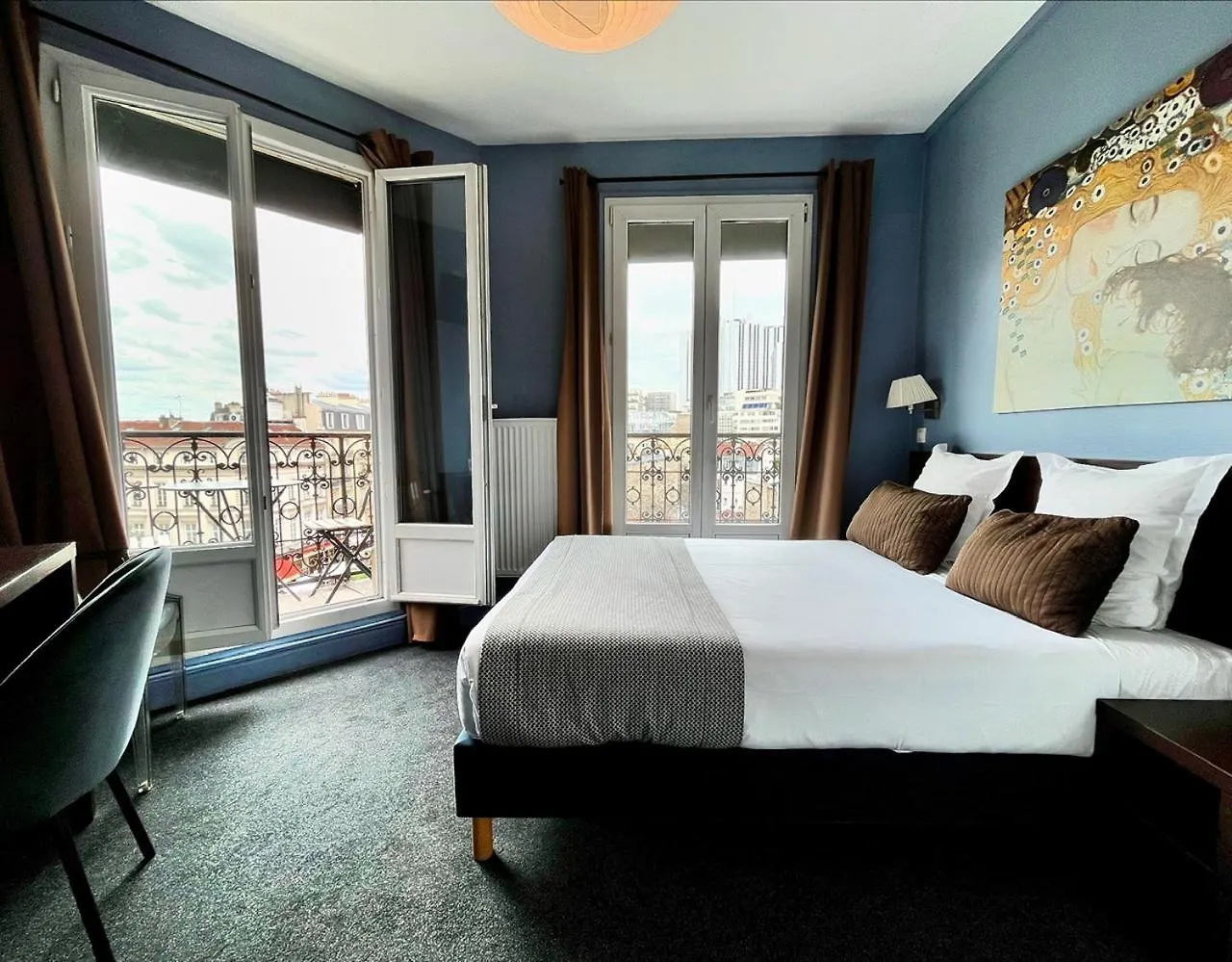 15 Cheap Hotels Close to Les Invalides Worth Booking