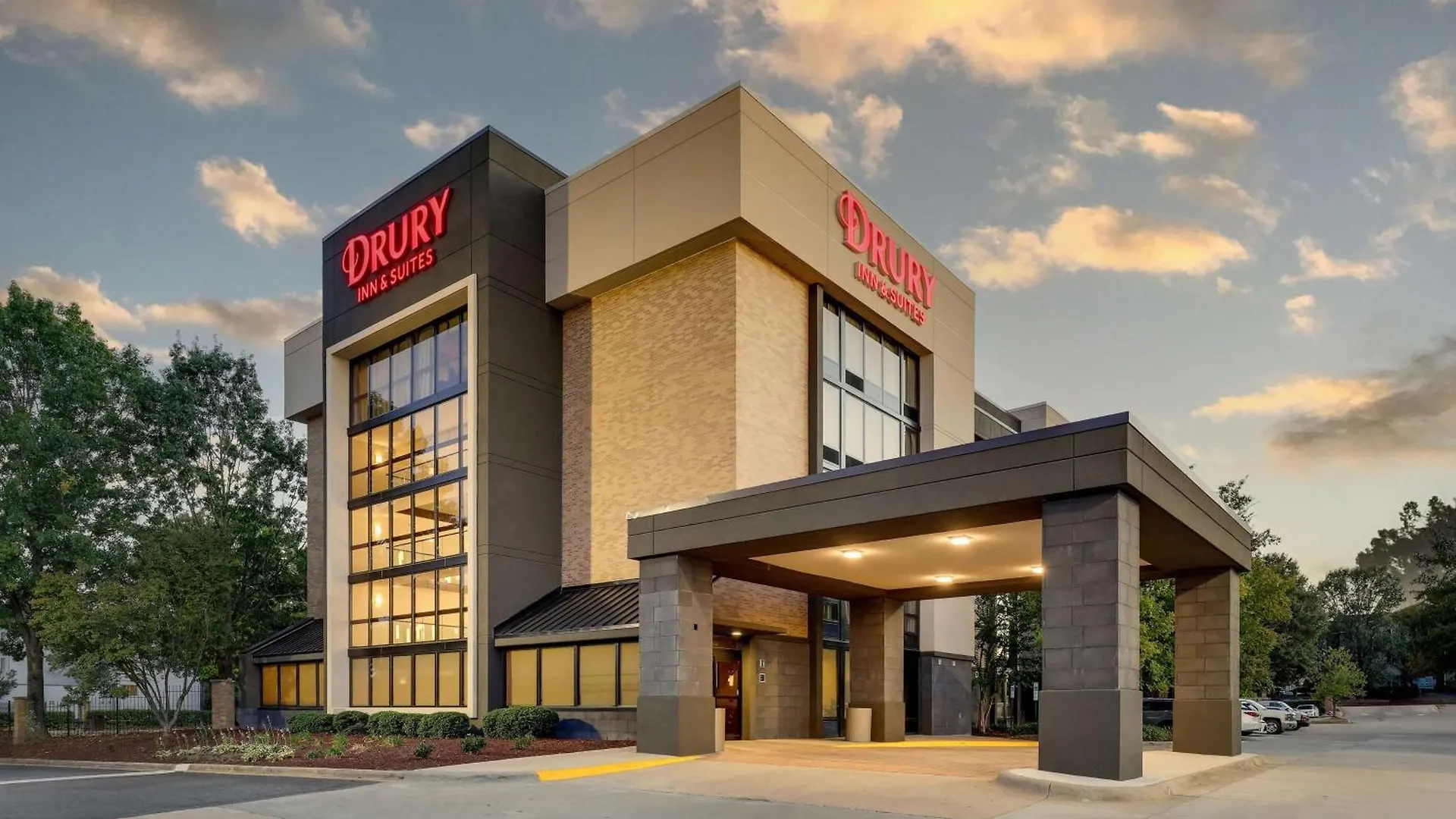 5 Top-Rated 3-Star Hotels in University Place, Charlotte