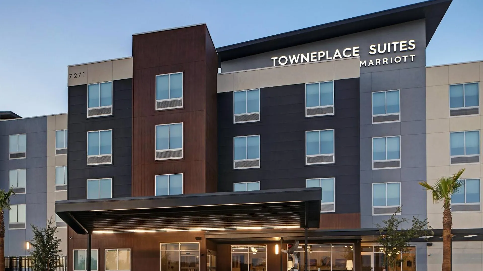 4 Budget Hotels Near State Farm Stadium Worth Booking