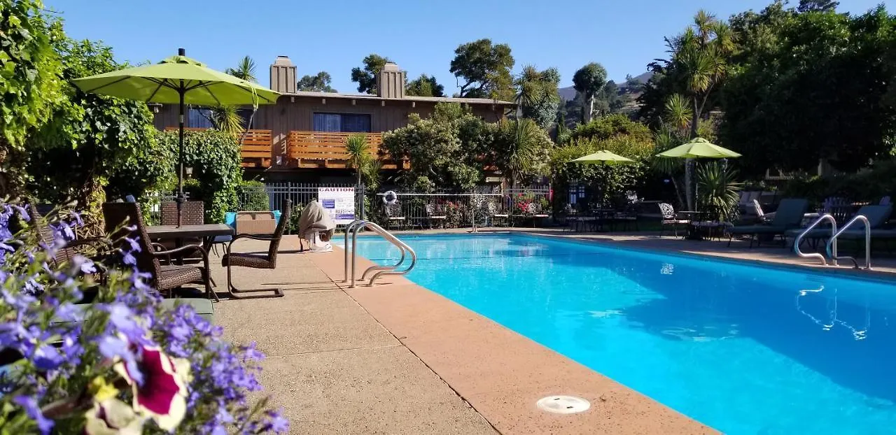 Staying In Central Coast California: 4 Romantic Hotels Compared