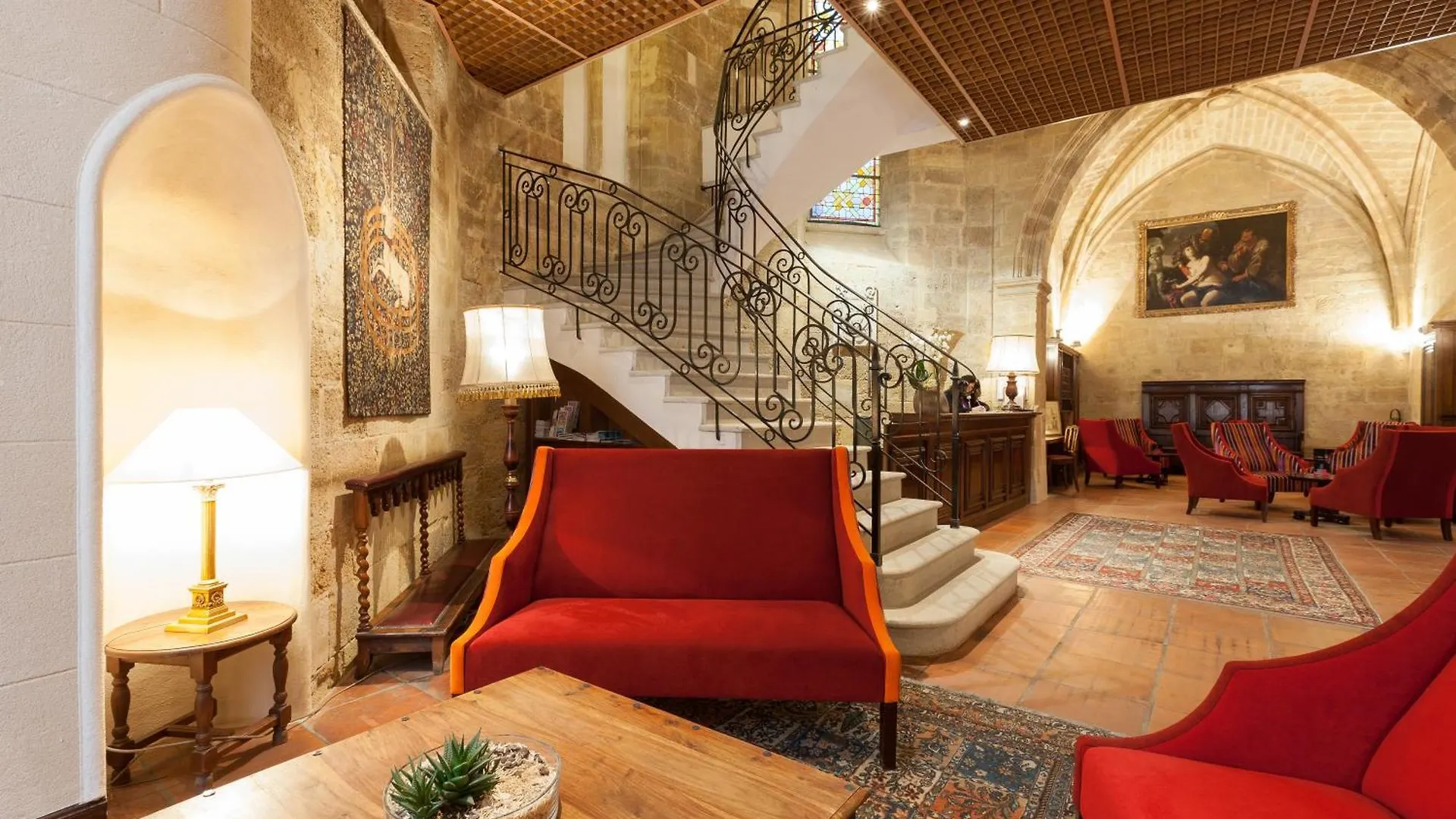 2 Central Hotels Close to Aix-Marseille III University