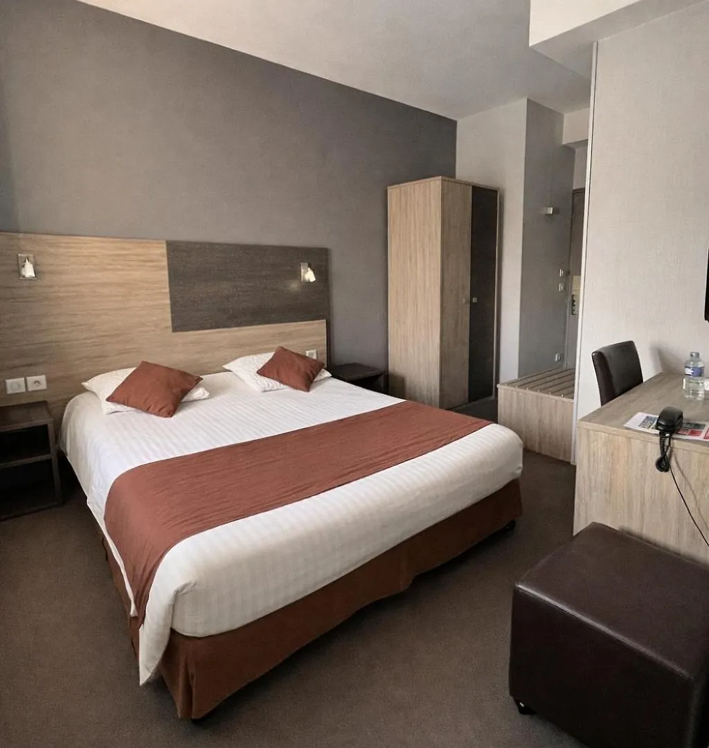 Staying in Hauts-de-France: 5 Golf Hotels Compared