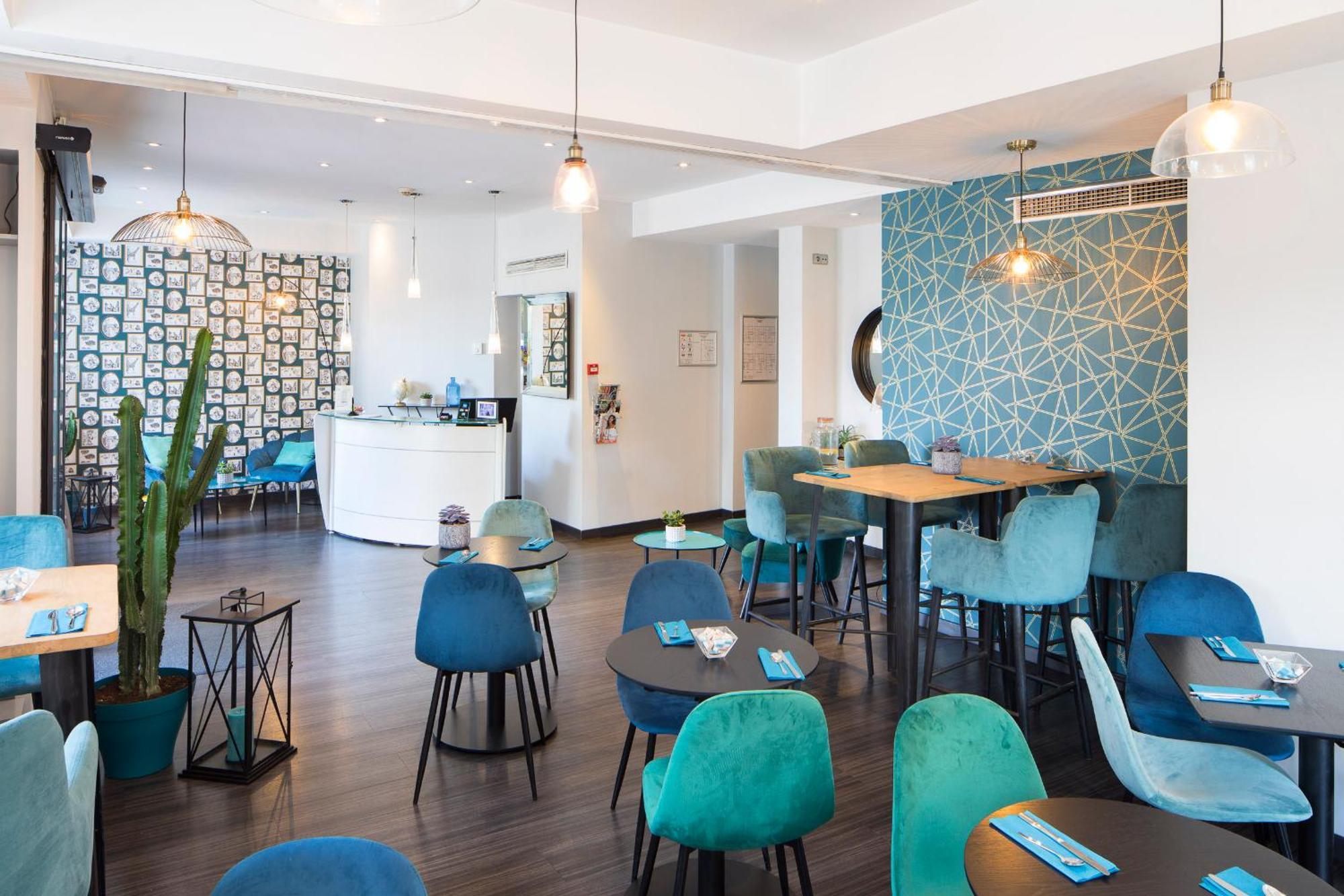 Where to Stay Near Musée Anatole-Jakovsky: 15 Airport Hotels