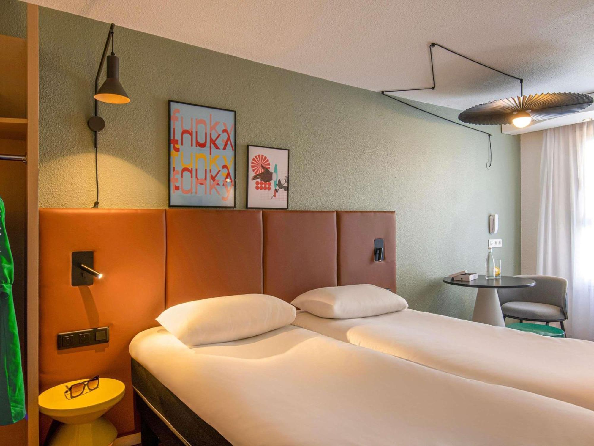 Staying Near Fort Royal: 15 Central Cannes Hotels Compared