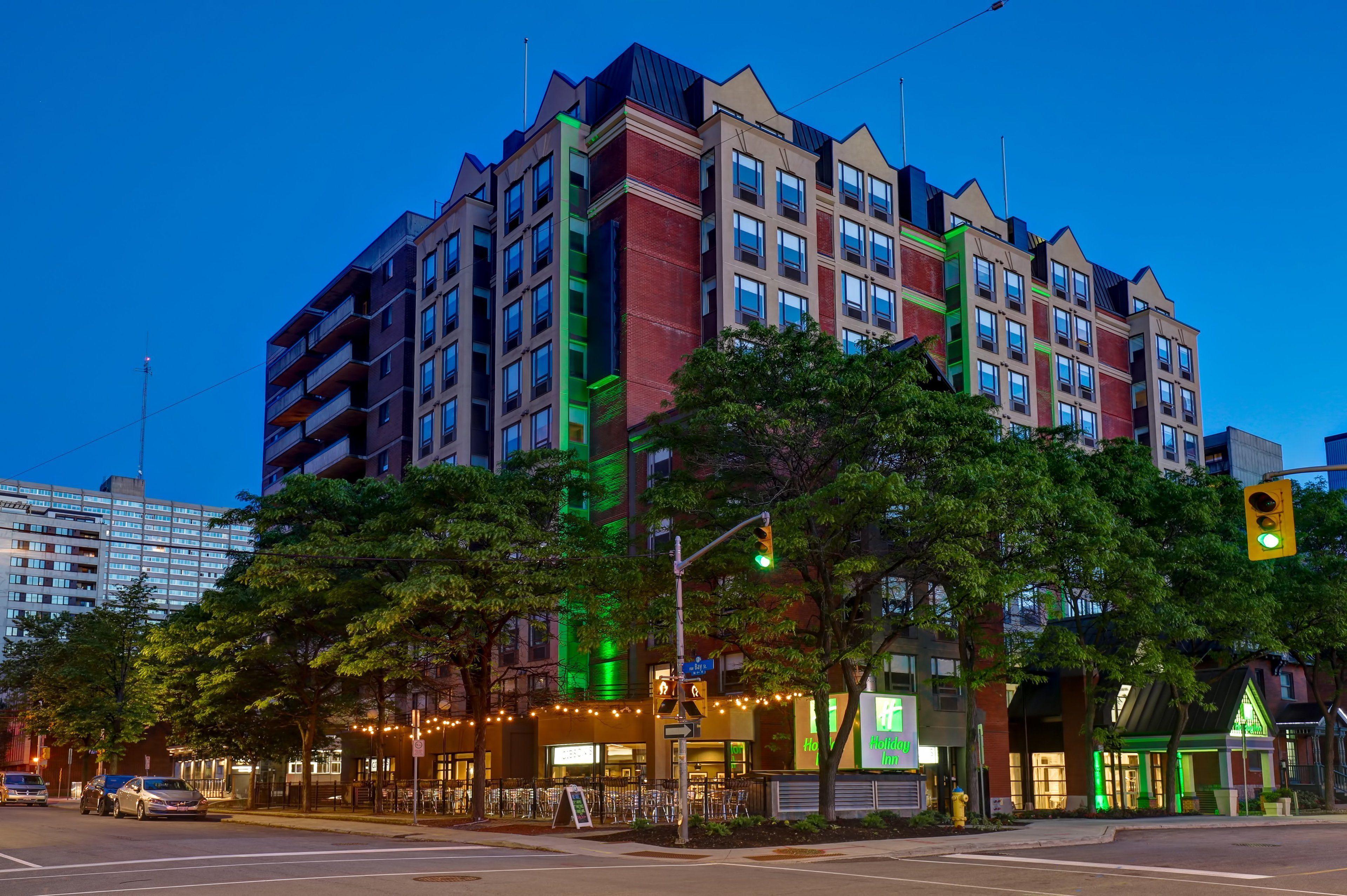 8 Central Hotels in Downtown Ottawa for Easy City Access