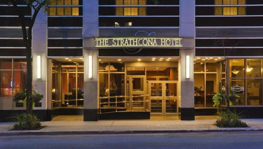 Where to Stay in Financial District: 4 Best Central Hotels