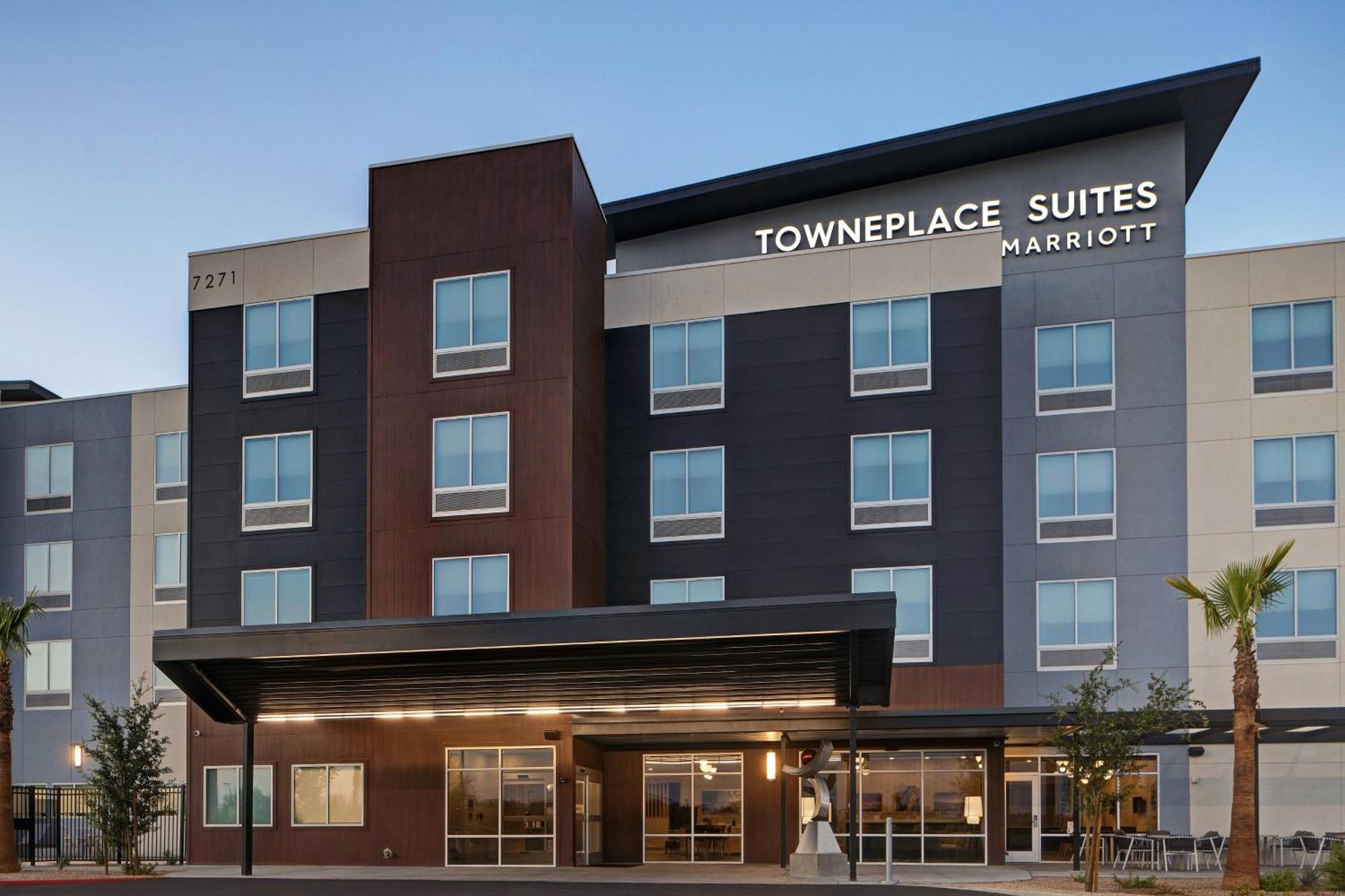 4 Budget Hotels Near State Farm Stadium Worth Booking