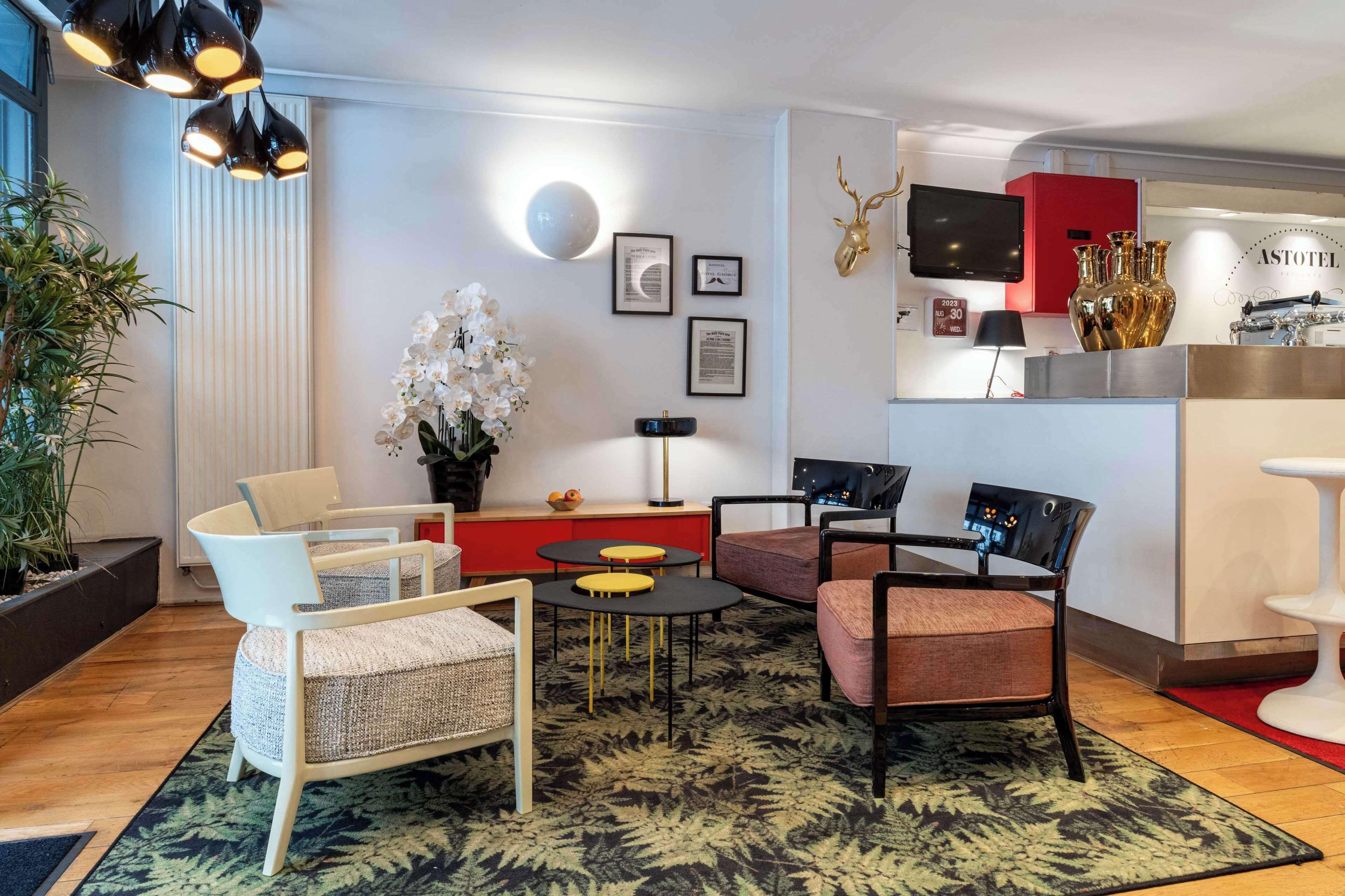 4 Smart Astotel Hotels Near Montmartre Worth Booking